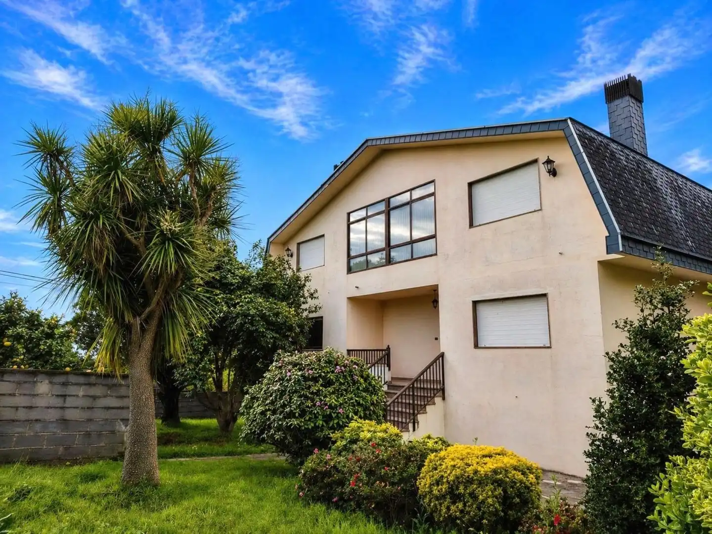 Vista exterior de Casa o chalet en venta en Vigo  con Calefacción, Terraza y Balcón