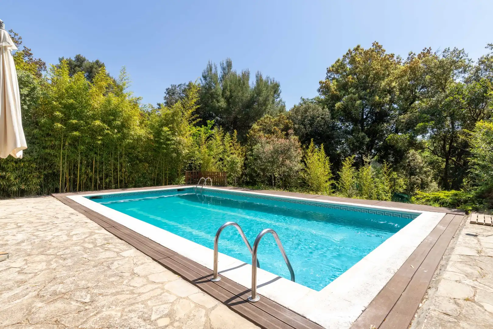 Piscina de Casa o xalet en venda en Castellar del Vallès amb Aire condicionat, Calefacció i Jardí privat