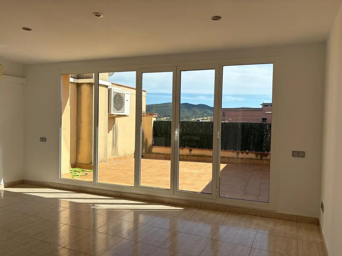 Terrasse von Dachboden zum Verkauf in Igualada mit Klimaanlage und Terrasse