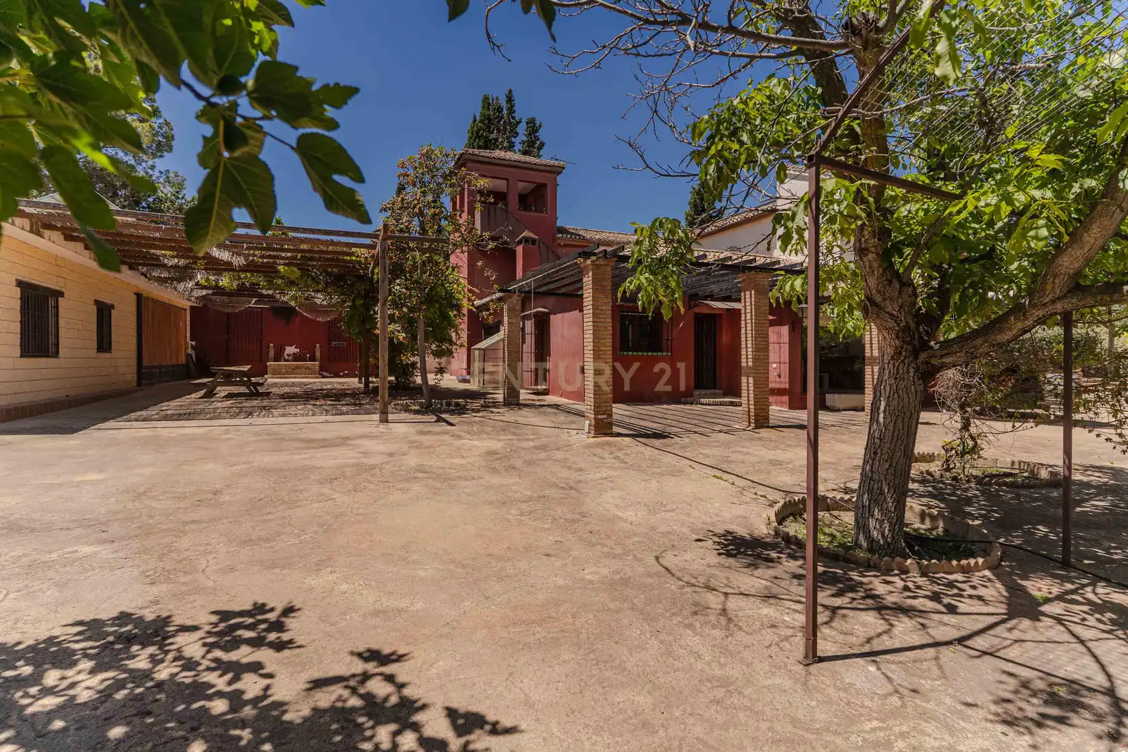 Vista exterior de Casa o chalet en venta en Las Gabias
