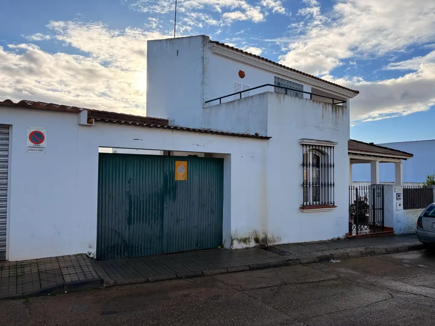 Vista exterior de Casa o xalet en venda en Ayamonte amb Aire condicionat, Jardí privat i Terrassa