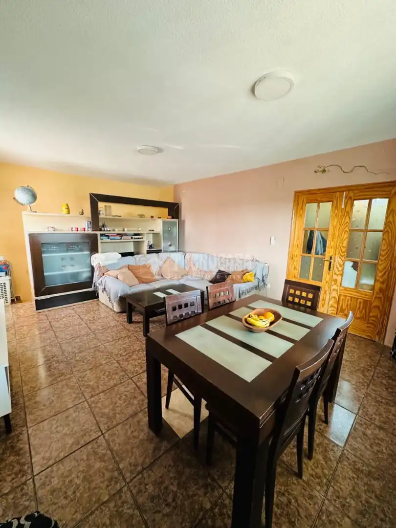 Casa amb jardí en venda a Escalona, imagen 3