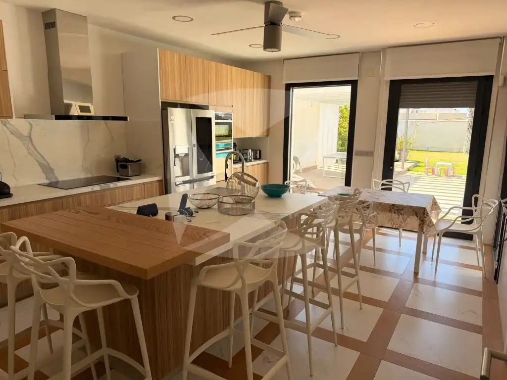 Cocina de Casa o chalet en venta en Badajoz con Aire acondicionado, Terraza y Piscina