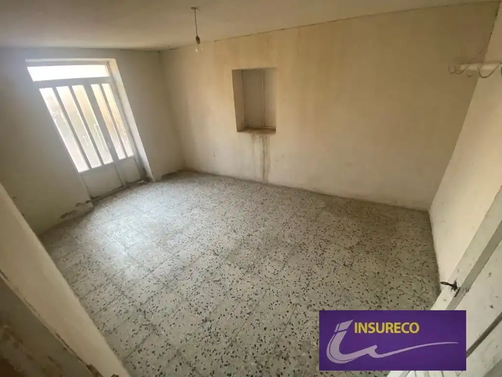 Casa o xalet en venda en Bustillo del Páramo amb Calefacció, Jardí privat i Moblat
