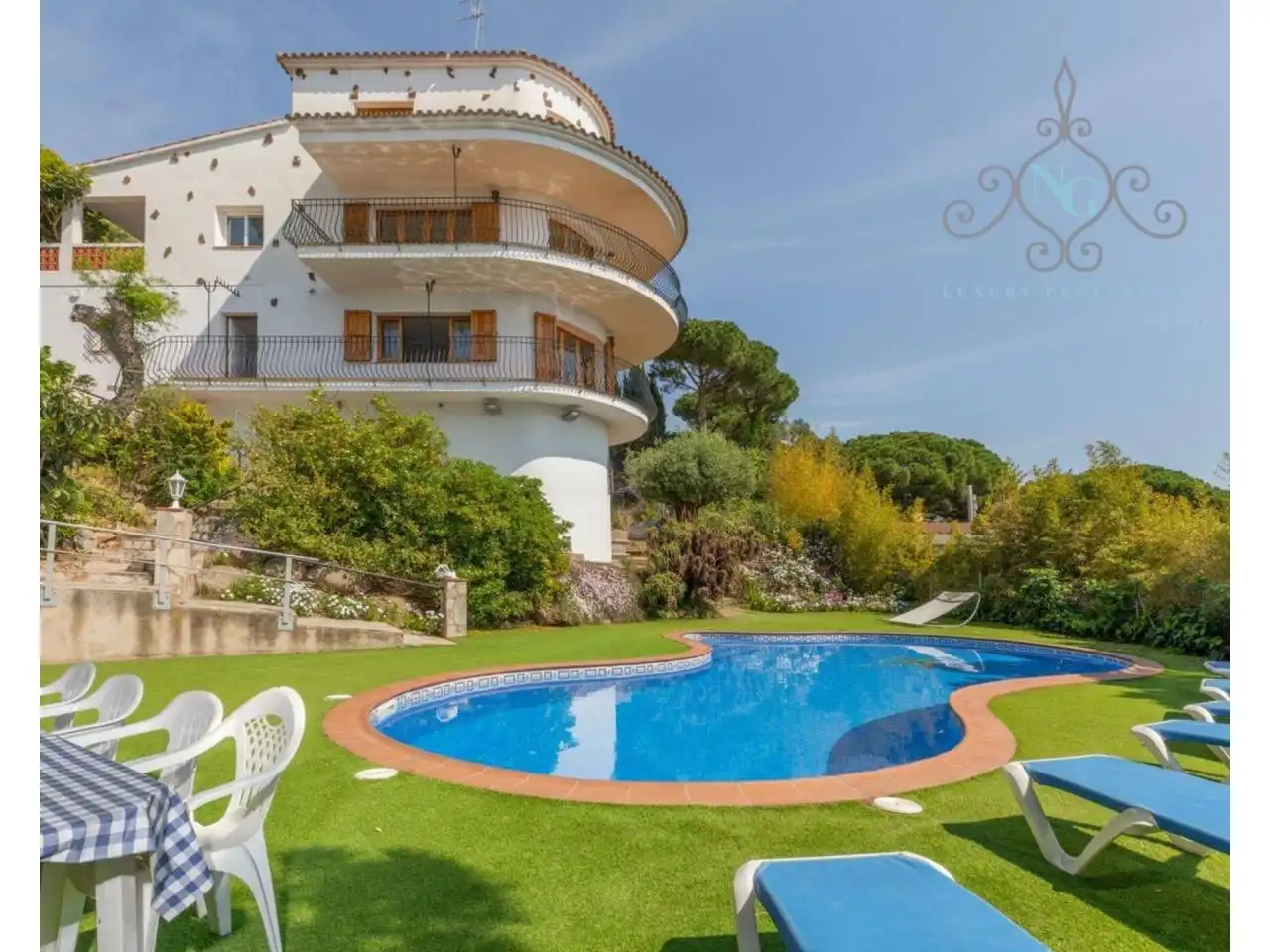 Casa con piscina en venta en Calle Castanyer, imagen 3