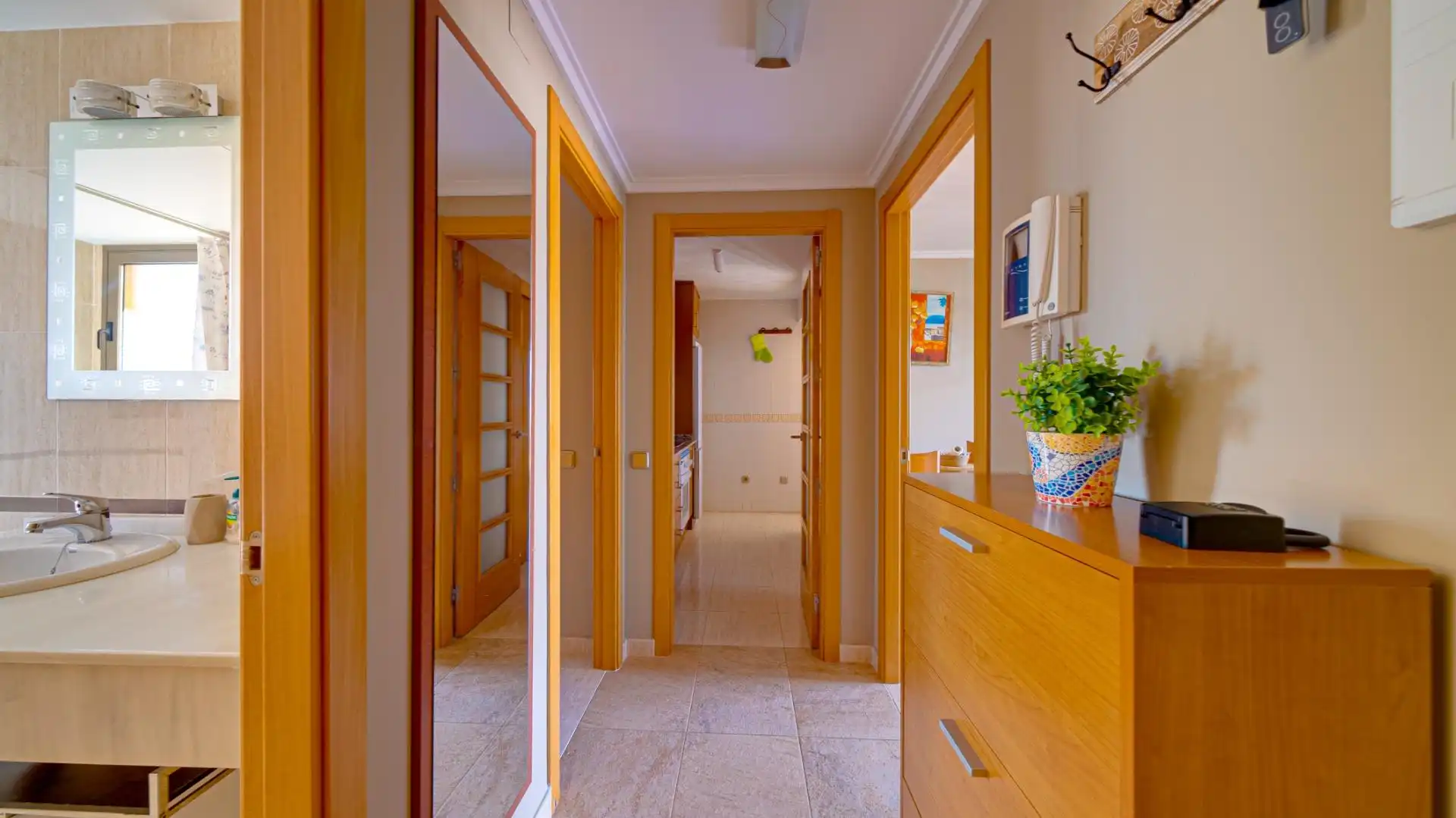 Attic for rent in Calle Ponent, Las Azaleas - Alkadir