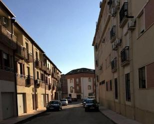 Exterior view of Duplex for sale in Baeza