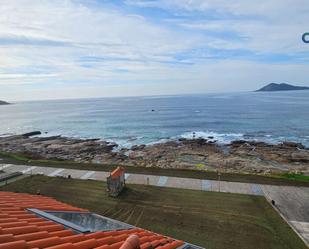 Vista exterior de Àtic en venda en Porto do Son amb Calefacció, Jardí privat i Terrassa