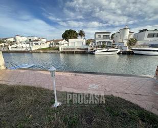 Residencial en venda en Empuriabrava