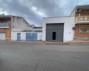 Exterior view of Industrial buildings for sale in Villa del Prado