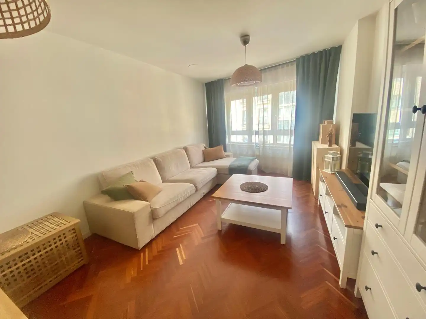 Living room of Flat for sale in Arteixo  with Heating, Parquet flooring and Storage room