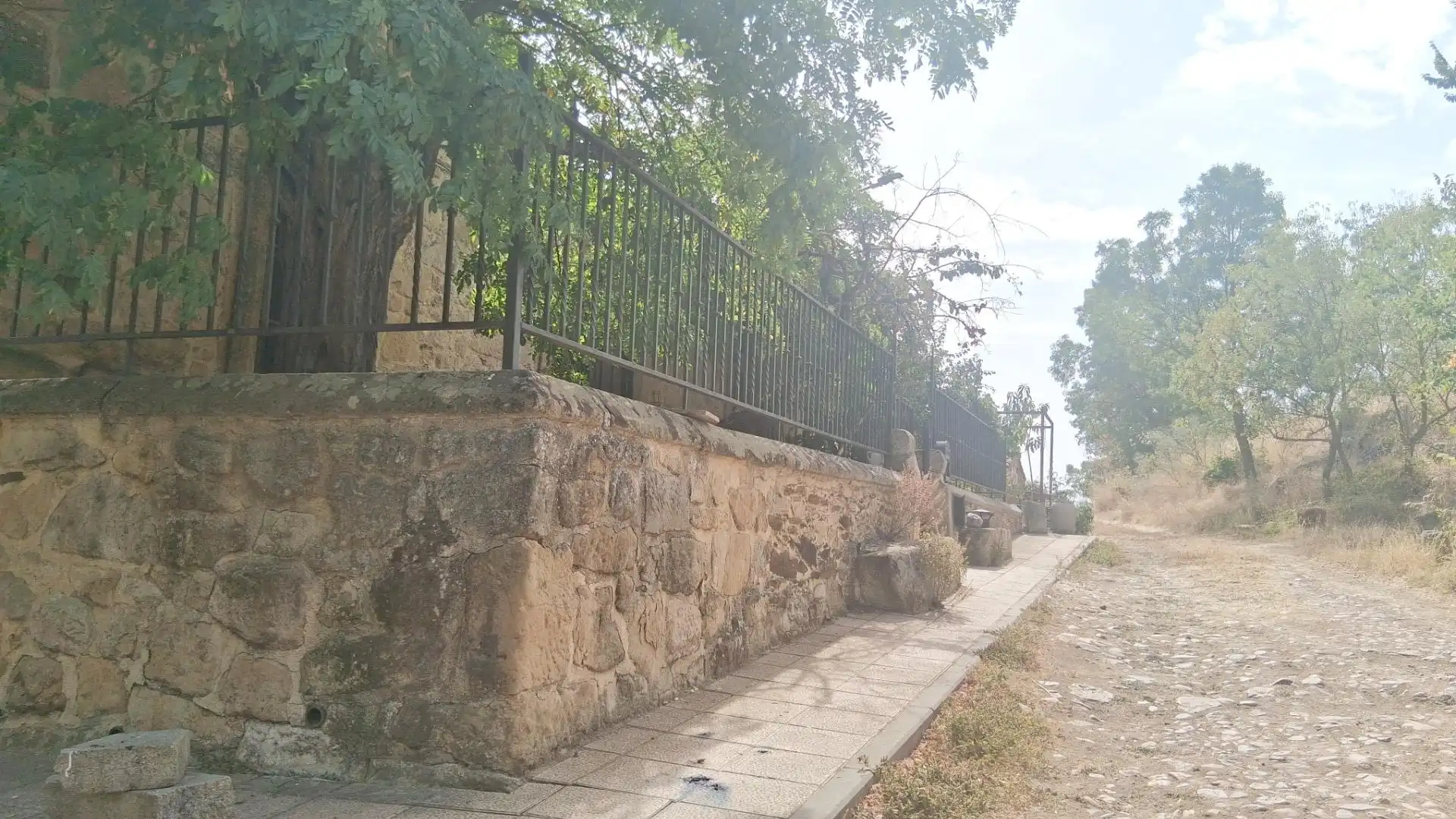 Vista exterior de Casa o xalet en venda en Doñinos de Salamanca amb Piscina comunitària