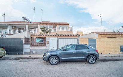 Vista exterior de Casa adosada en venda en San Javier amb Terrassa