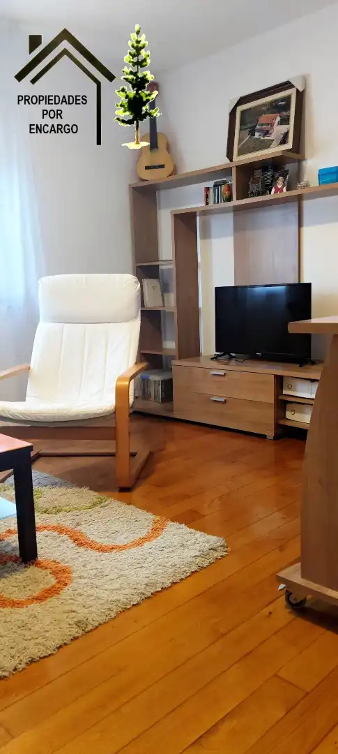 Sala d'estar de Casa o xalet en venda en Moaña amb Calefacció, Jardí privat i Terrassa