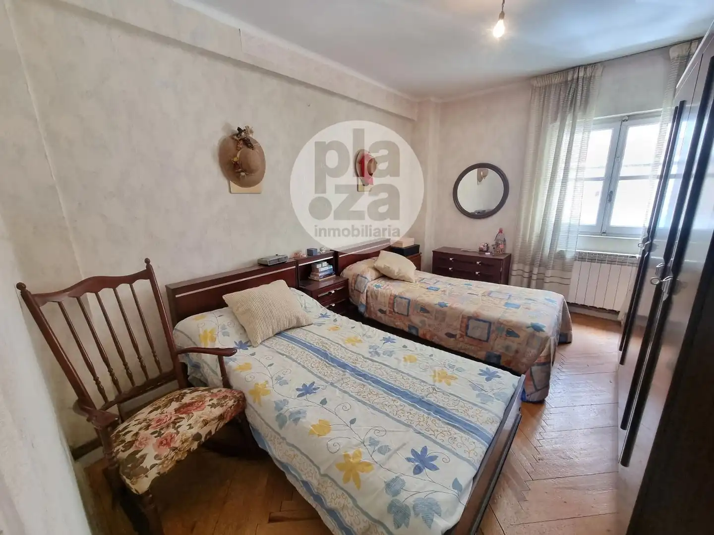 Schlafzimmer von Wohnung zum Verkauf in Burgos mit Heizung, Terrasse und Abstellraum
