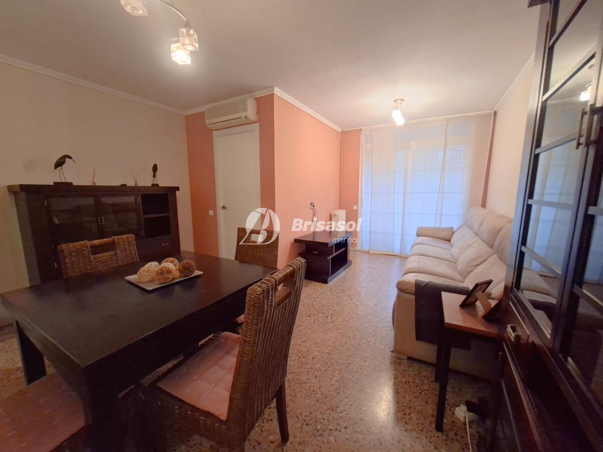 Sala d'estar de Pis en venda en Reus amb Aire condicionat, Calefacció i Terrassa