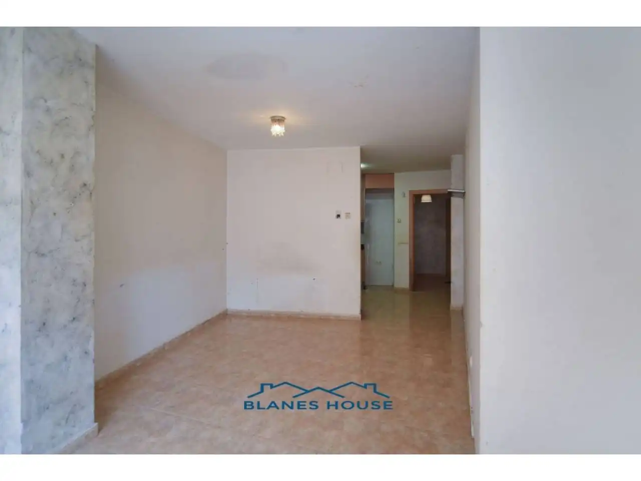 Piso en venta en Calle Segre, Mont Ferrant - Joan Carles I