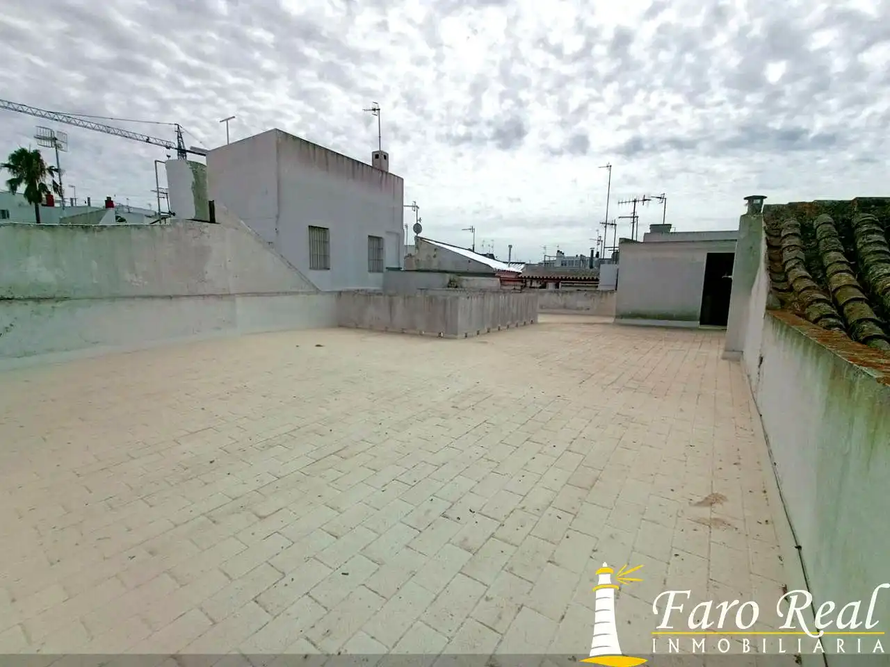 Exterior view of Detached homes for sale in Sanlúcar de Barrameda  with Terrace