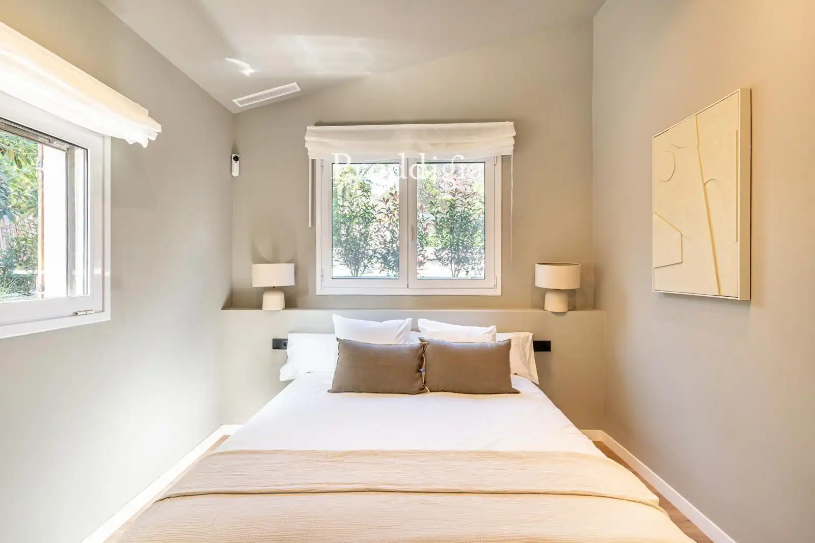 Habitación de Casa o chalet de alquiler en Sant Cugat del Vallès con Terraza, Piscina y Amueblado