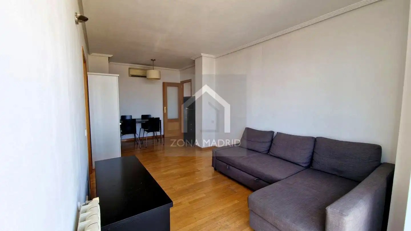Sala de estar de Piso de alquiler en Madrid con Aire acondicionado y Amueblado