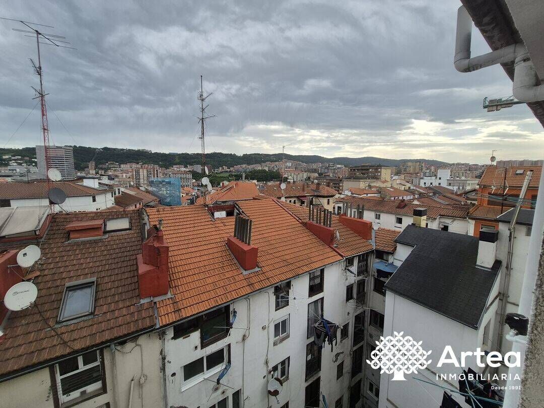 Vista exterior de Pis en venda en Bilbao 
