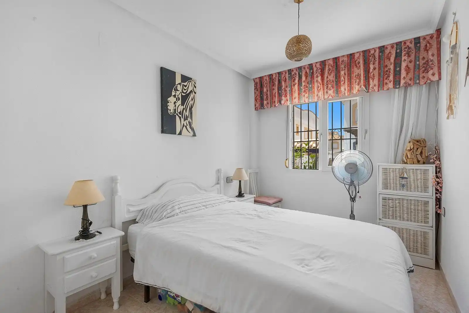 Bedroom of Houses for sale in Torrevieja  with Terrace, Furnished and Community pool