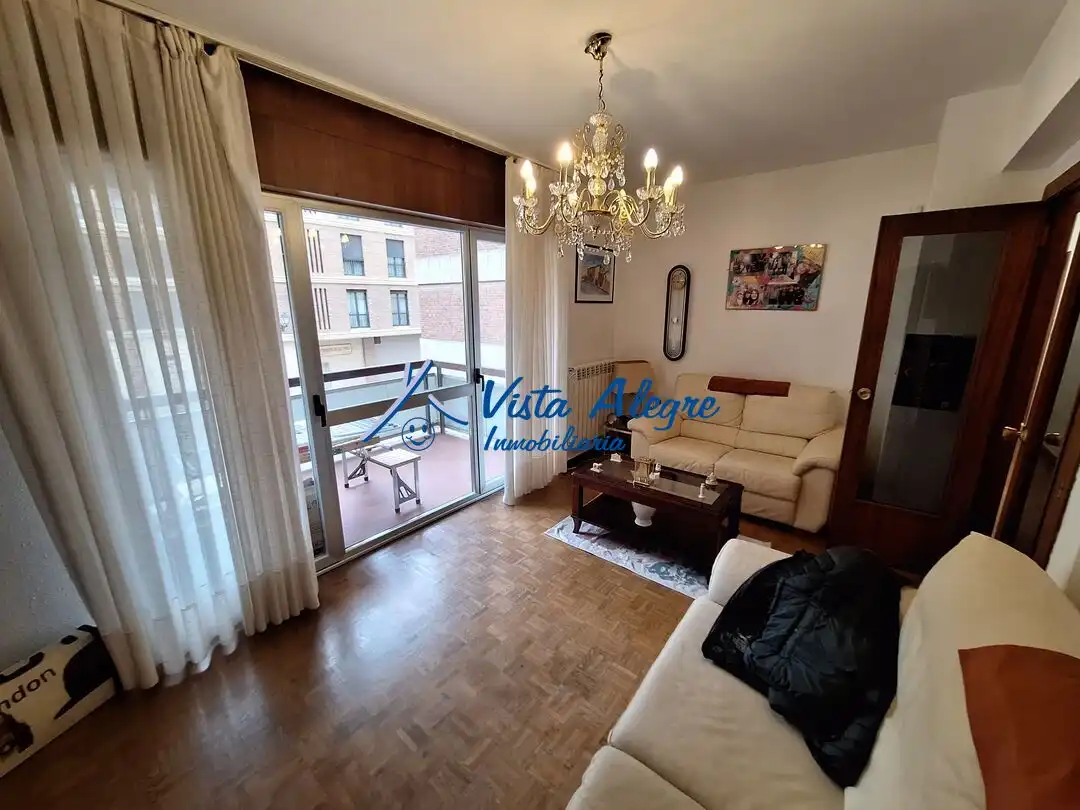 Wohnzimmer von Wohnung zum Verkauf in Haro mit Heizung, Terrasse und Möbliert