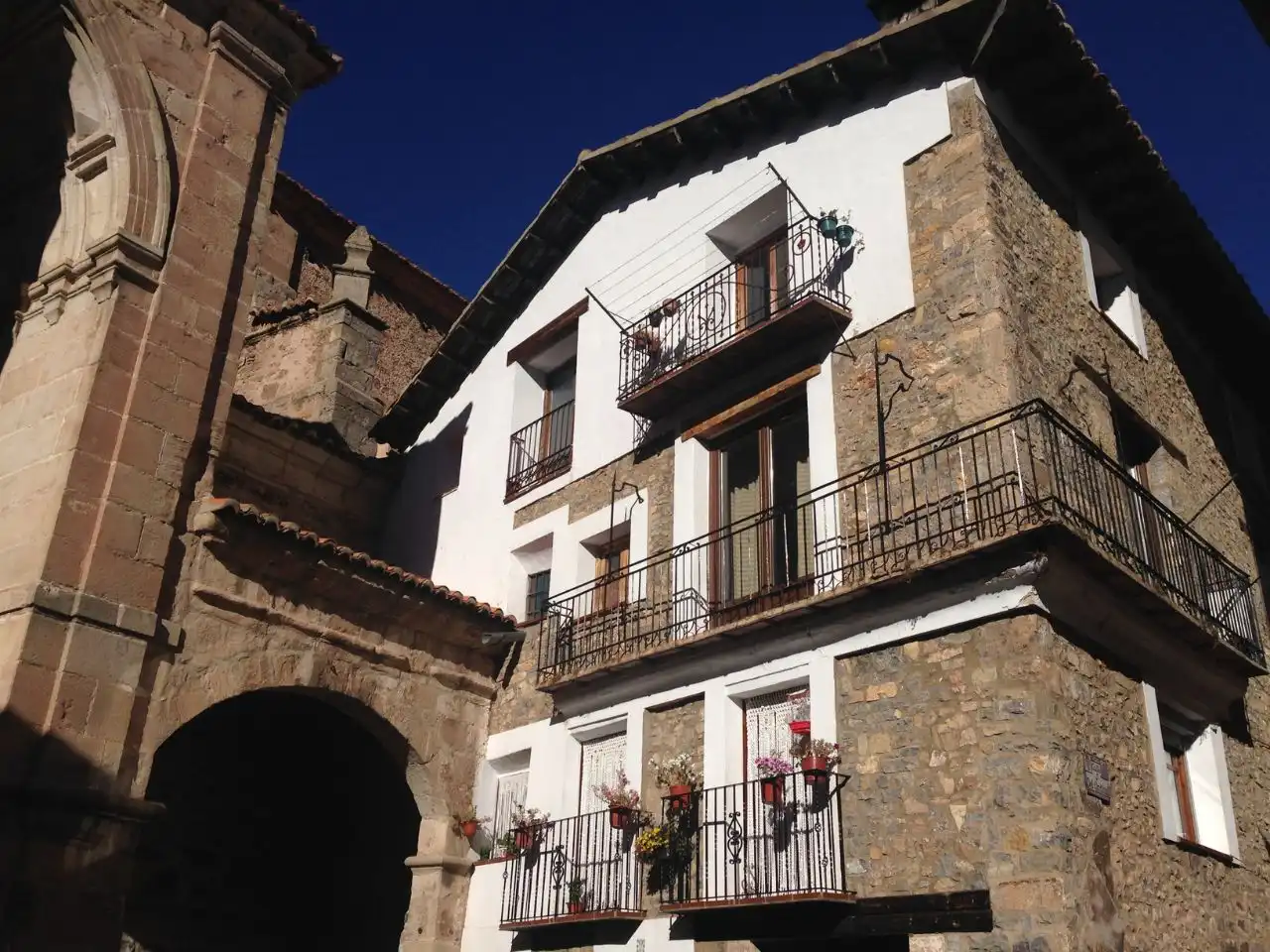 Vista exterior de Apartamento de alquiler en Alcalá de la Selva con Calefacción, Terraza y Amueblado