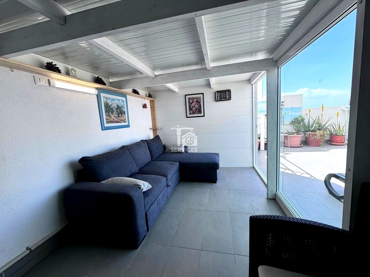 Sala d'estar de Àtic en venda en Granadilla de Abona amb Aire condicionat, Jardí privat i Terrassa