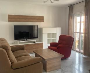 Living room of Flat to rent in  Granada Capital  with Balcony