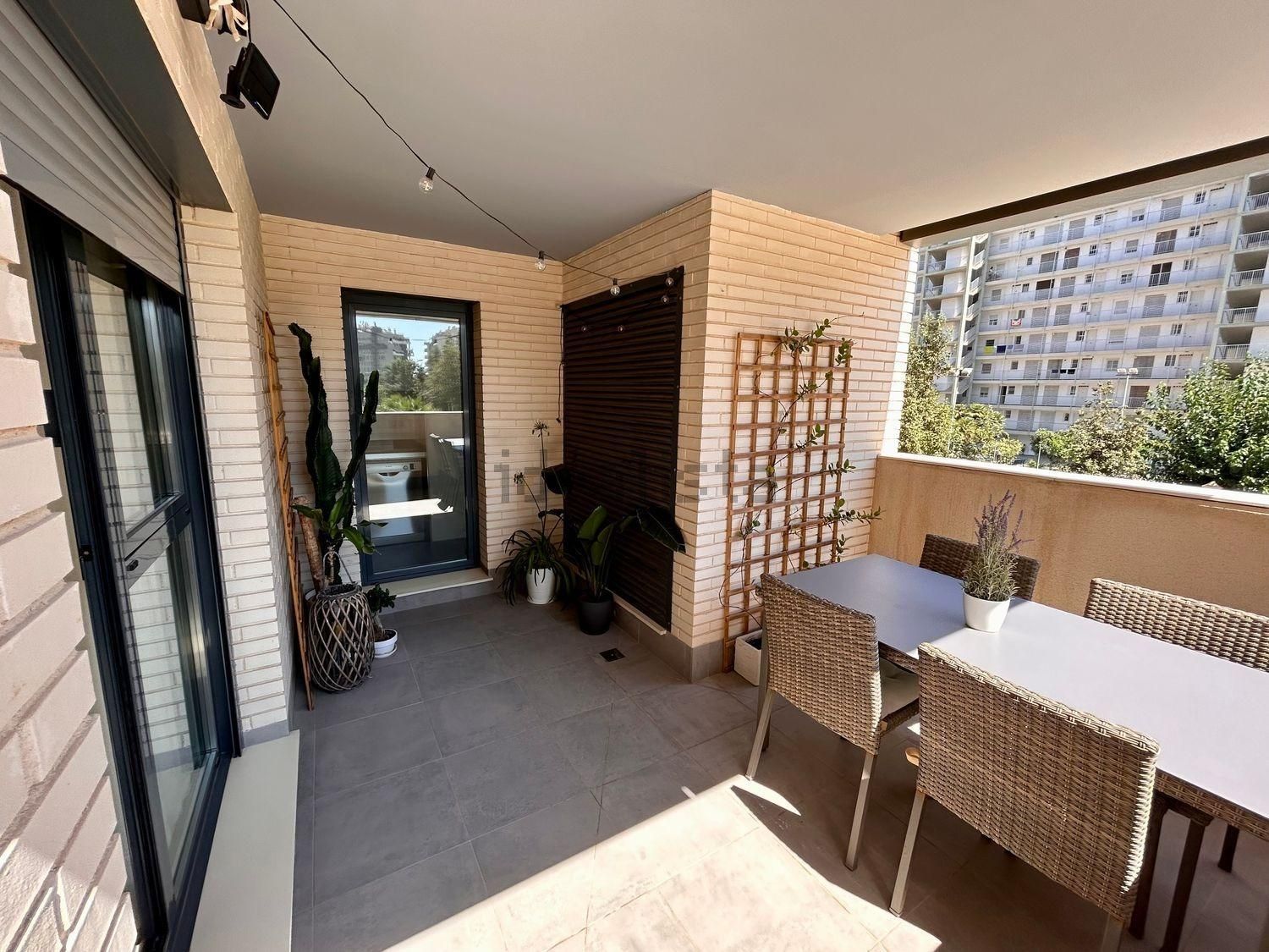 Piso de alquiler en Calle Torero Luis Francisco Espla, PAU 5