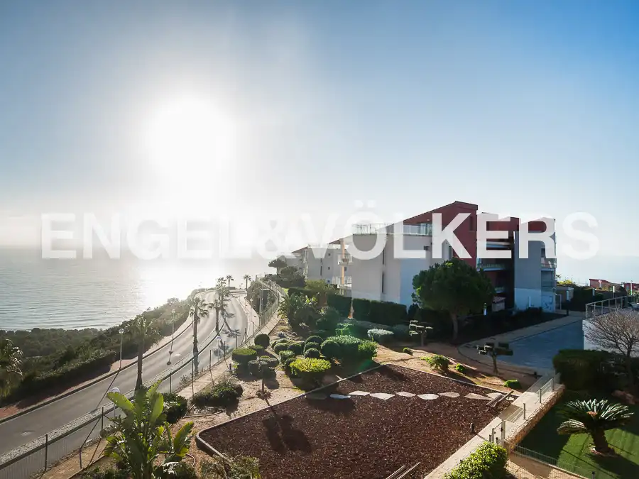 Vista exterior de Àtic de lloguer en Oropesa del Mar / Orpesa amb Aire condicionat, Calefacció i Terrassa