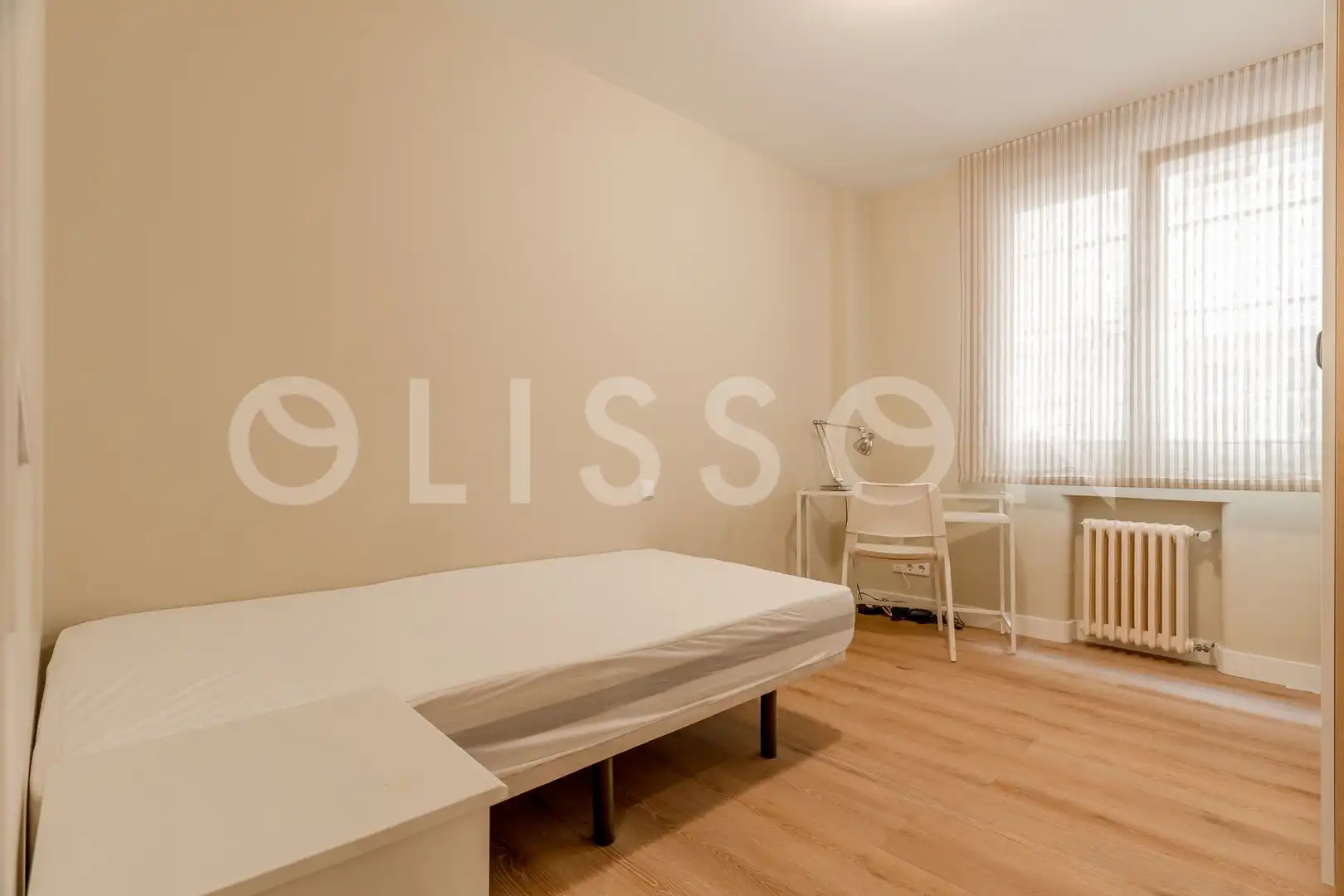 Habitación de Piso en venta en Madrid con Calefacción, Terraza y Trastero