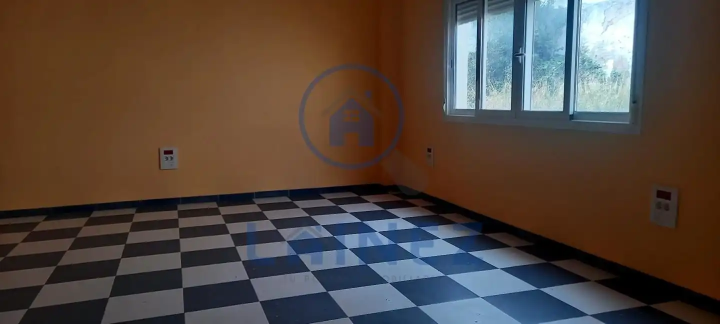 Habitación de Local en venta en Belmez con Aire acondicionado