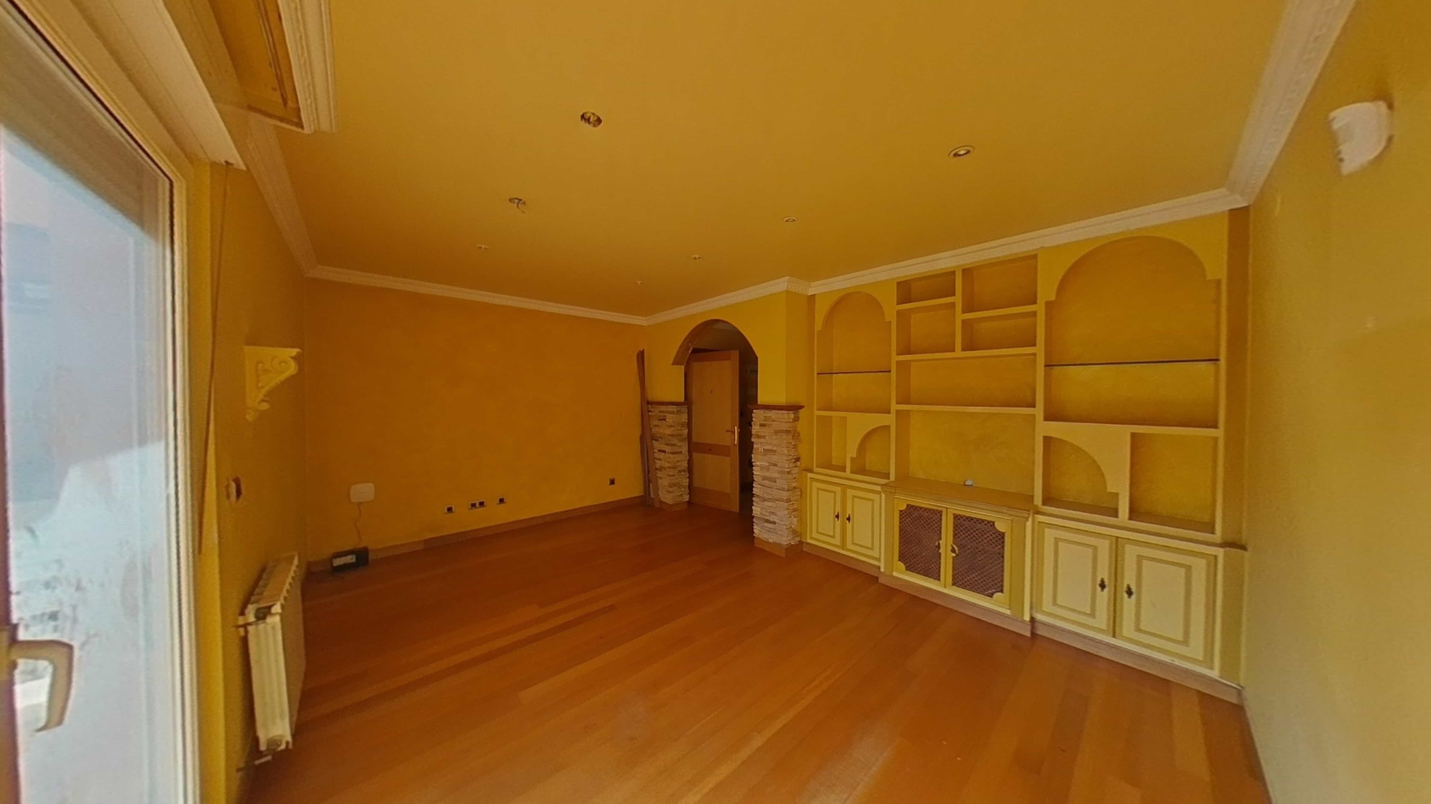 Flat for sale in Piélagos