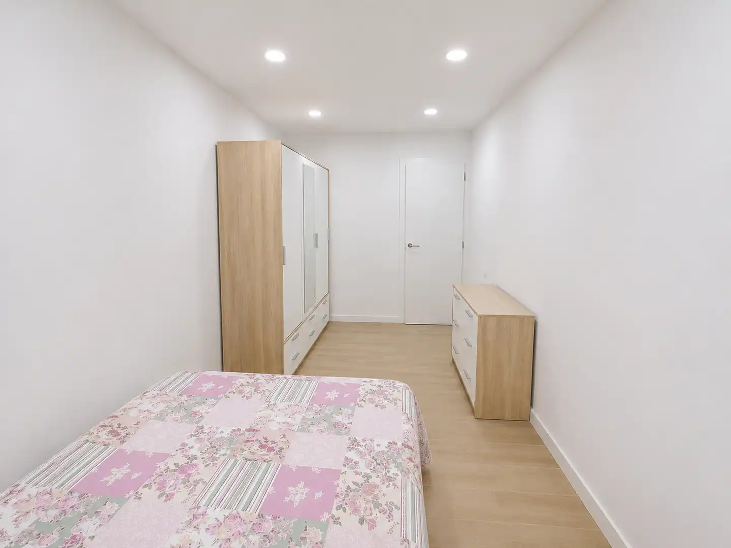 Habitación de Planta baja en venta en Santa Coloma de Gramenet