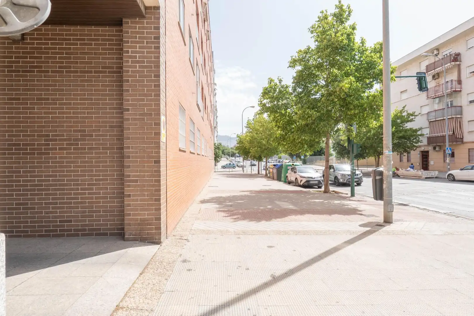 Exterior view of Flat for sale in Granada  with Air Conditioner, Heating and Terrace