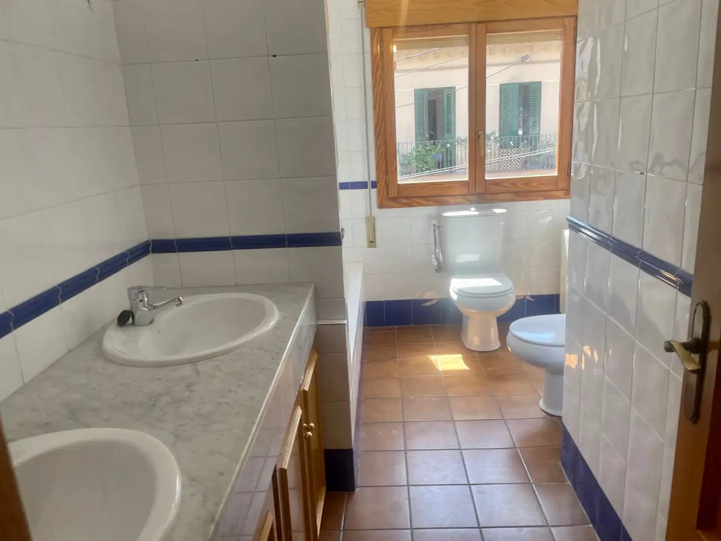 Baño de Casa o chalet de alquiler en Esplugues de Llobregat con Aire acondicionado, Calefacción y Horno