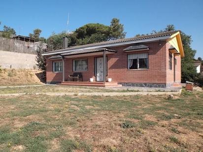 Vista exterior de Casa o xalet en venda en Maçanet de la Selva amb Aire condicionat i Forn