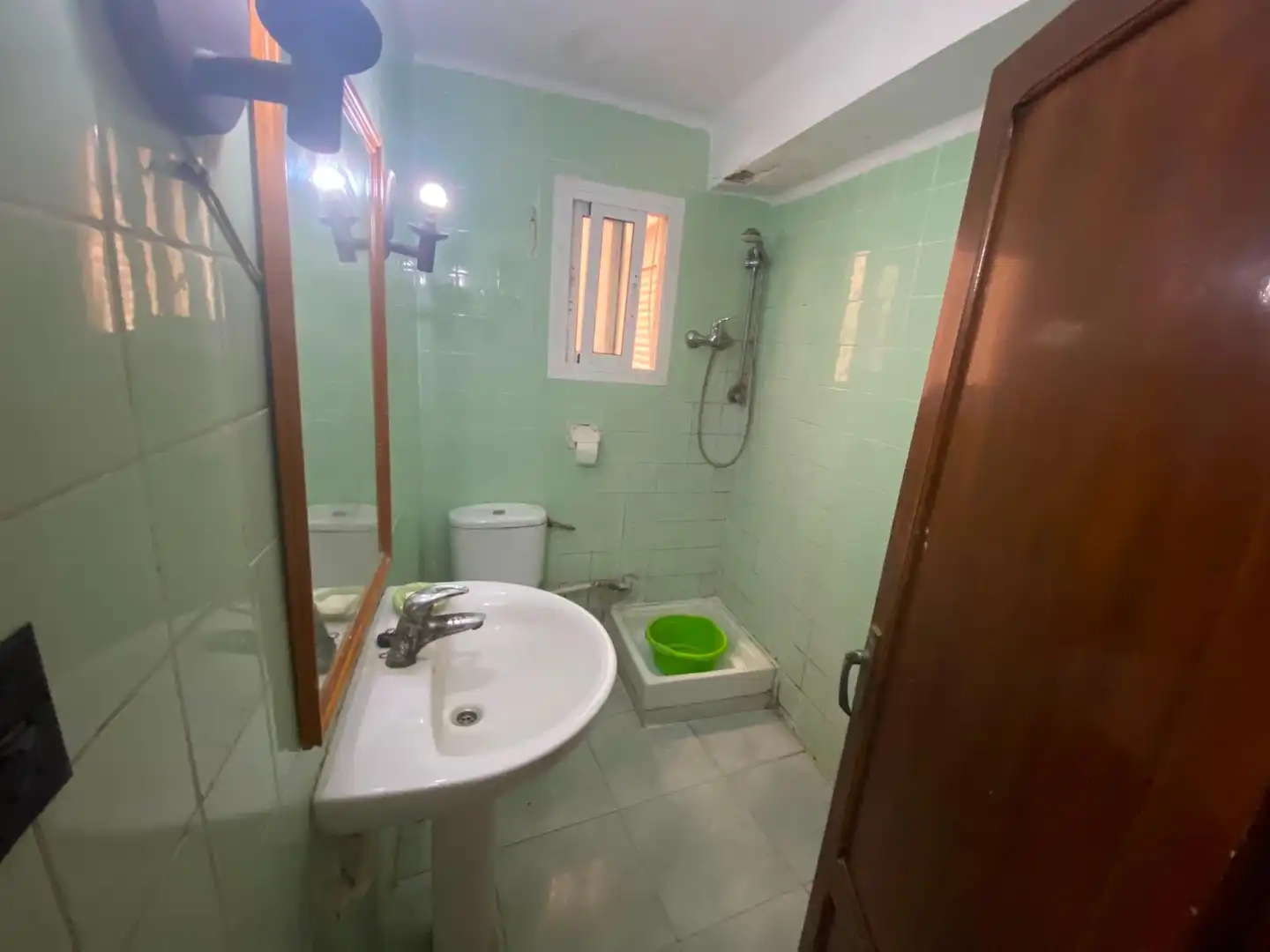 Bathroom of Flat for sale in Mislata  with Air Conditioner and Balcony