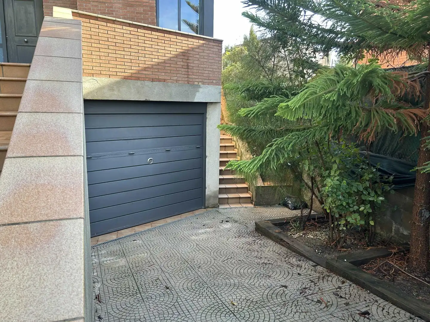 Parking de Casa o chalet en venta en Rubí con Calefacción, Jardín privado y Parquet