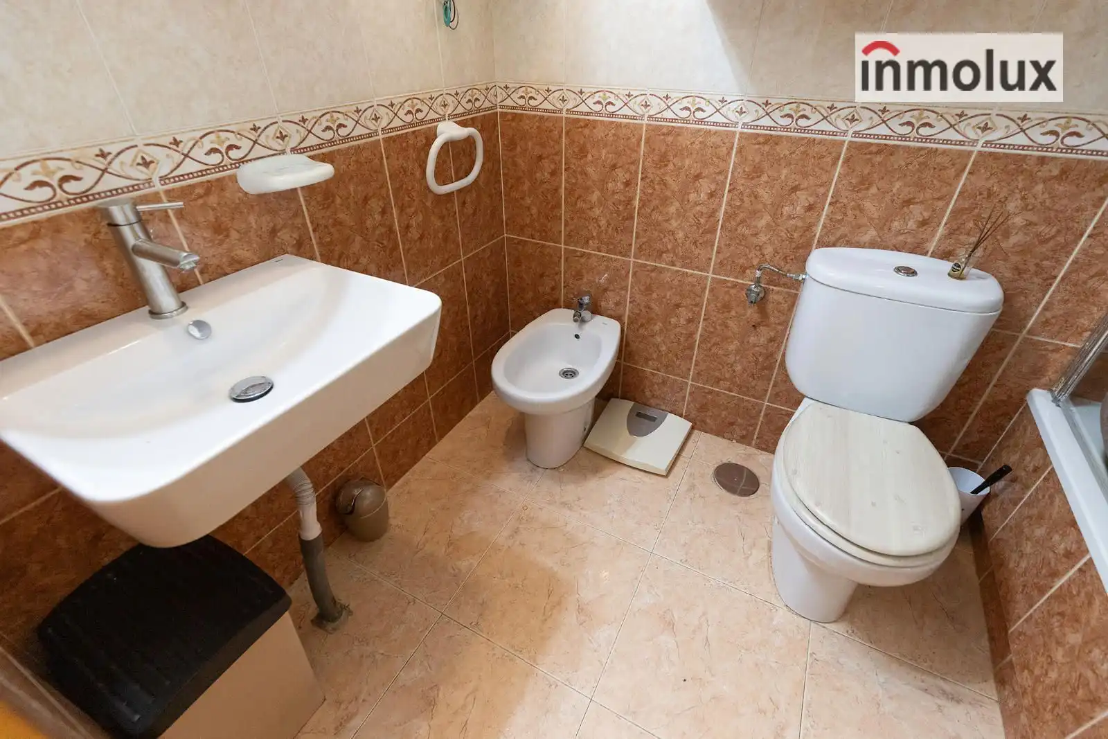 Bany de Pis en venda en Torrevieja amb Aire condicionat, Terrassa i Piscina
