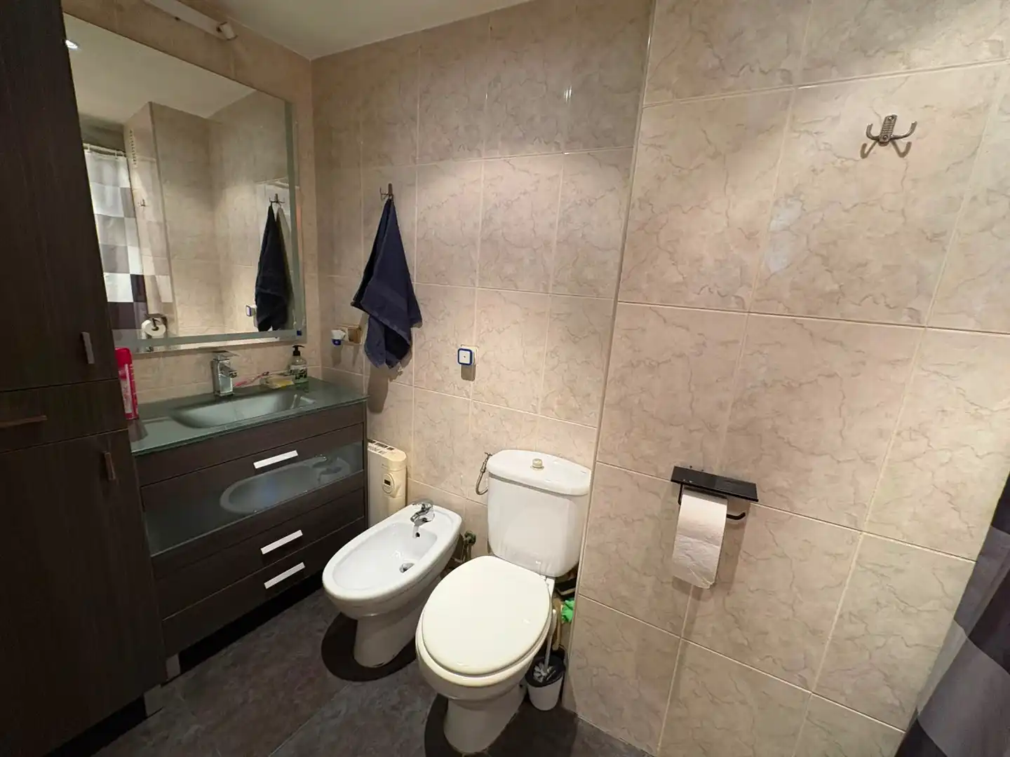 Bathroom of Flat for sale in Lleida  with Air Conditioner, Heating and Parquet flooring