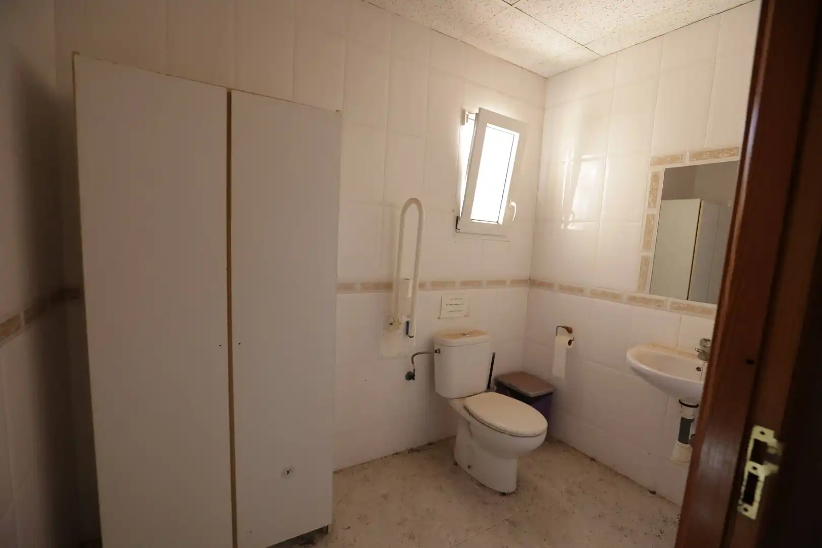 Badezimmer von Geschaftsraum zur Miete in Cartagena
