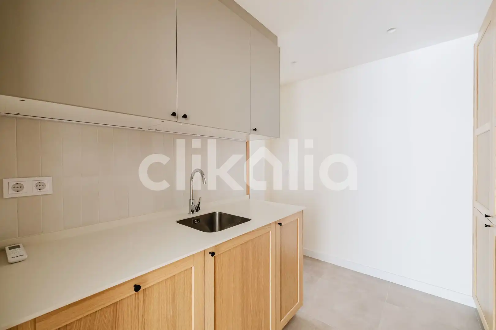 Kitchen of Flat for sale in Málaga  with Air Conditioner, Terrace and Balcony