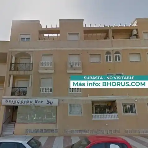 Piso con piscina en venta en REINO DE ESPAÑA (R) 27