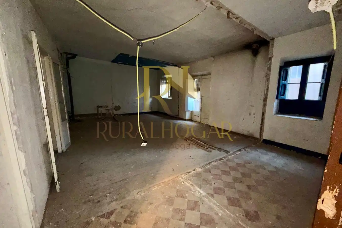 Houses for sale in Molina de Aragón  with Terrace, Balcony and Internet