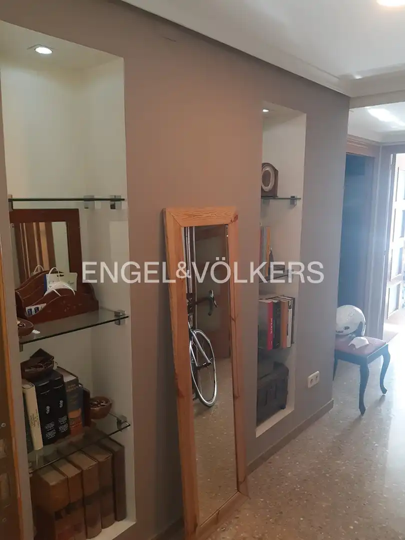 Wohnung zur Miete in Valencia mit Heizung, Terrasse und Balkon