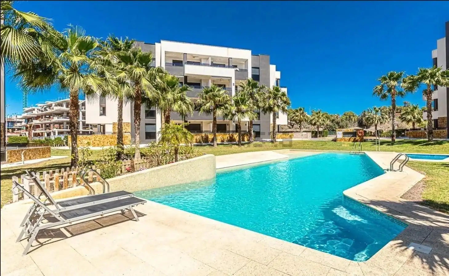 Apartamento con piscina en venta en Orihuela Costa, imagen 26