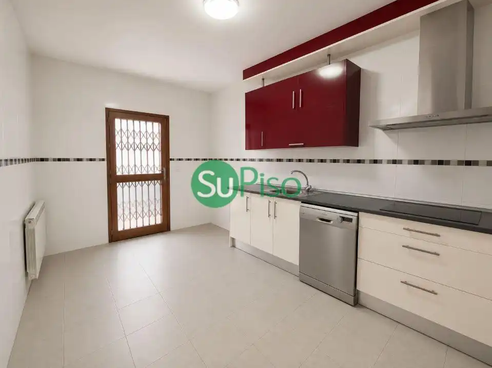 Habitatge amb jardí en venda a Calle Guinea, imagen 8